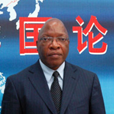 蘭加           南非駐華大使非洲需要中國，中國也需要非洲，中非之間友誼及關系，順應時代和發展潮流。